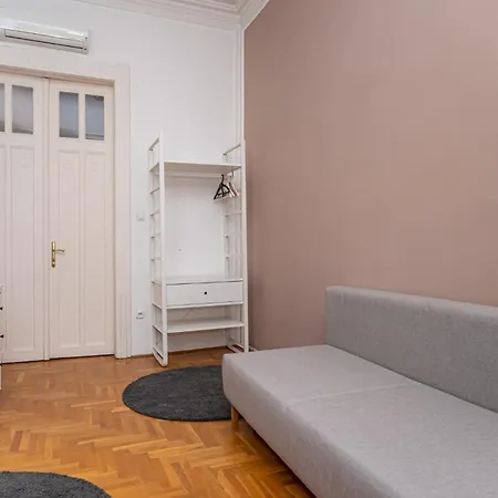 3 Bdr Heart Of * Budapešť