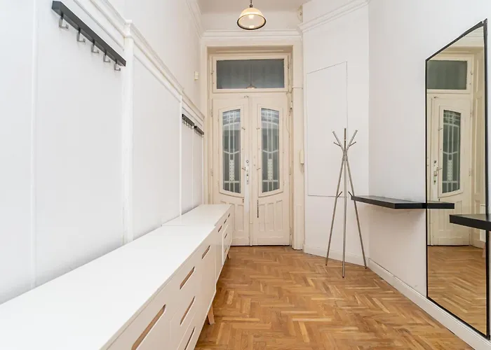 Apartamento 3 Bdr Heart Of *